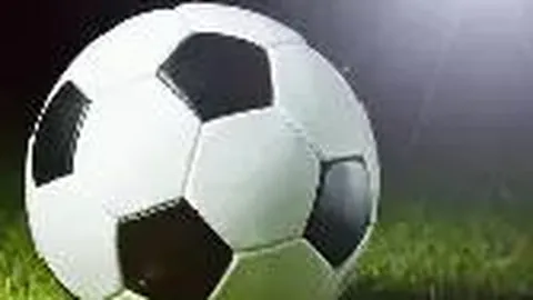 阿图什绿茵场，满载纯粹热爱之情